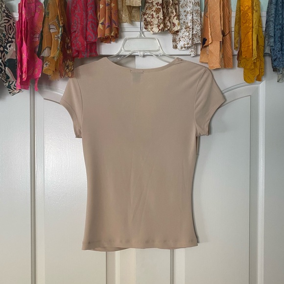 Deep V Twist Top - Picture 4 of 5